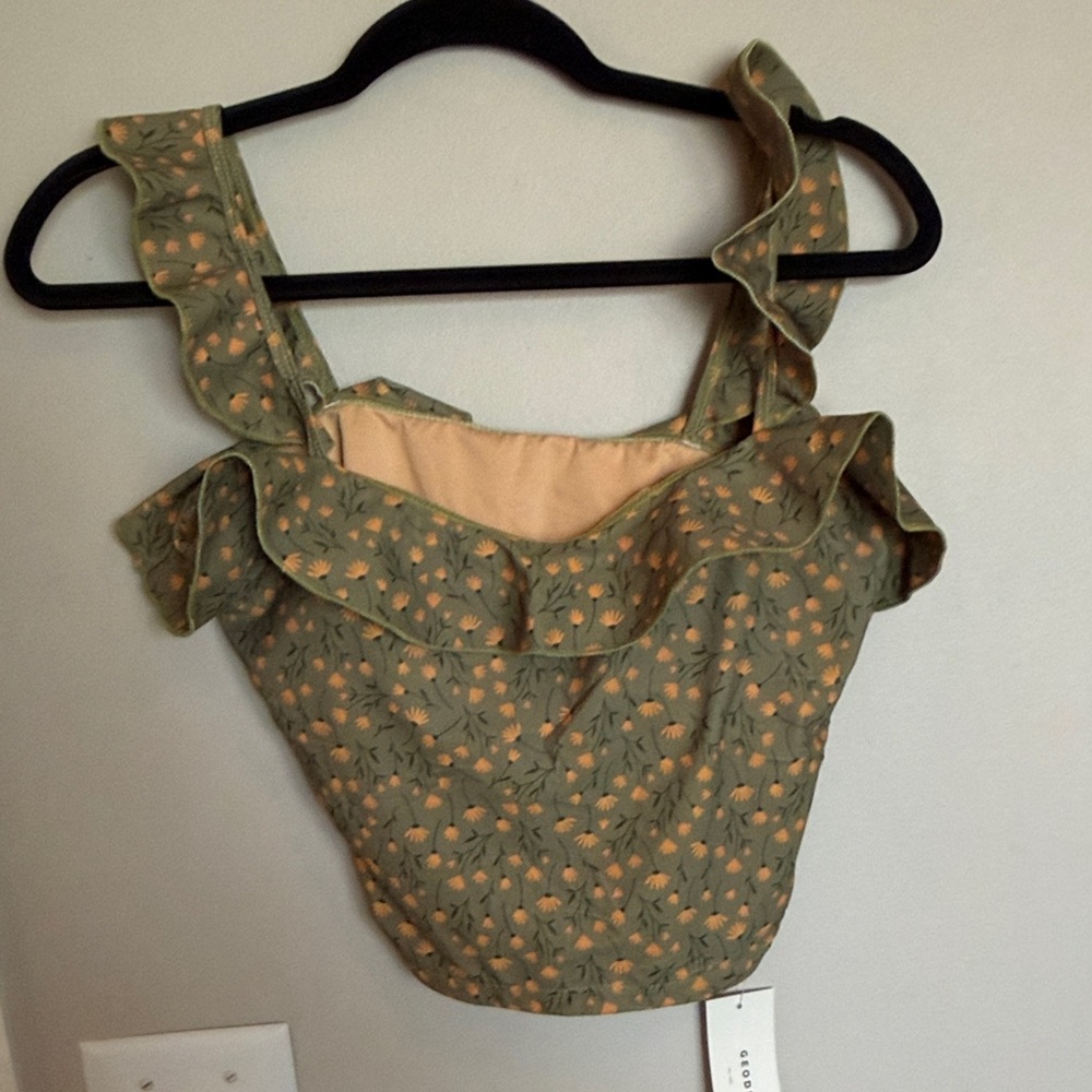 NWT Geode Ruffle Strap Swim Top